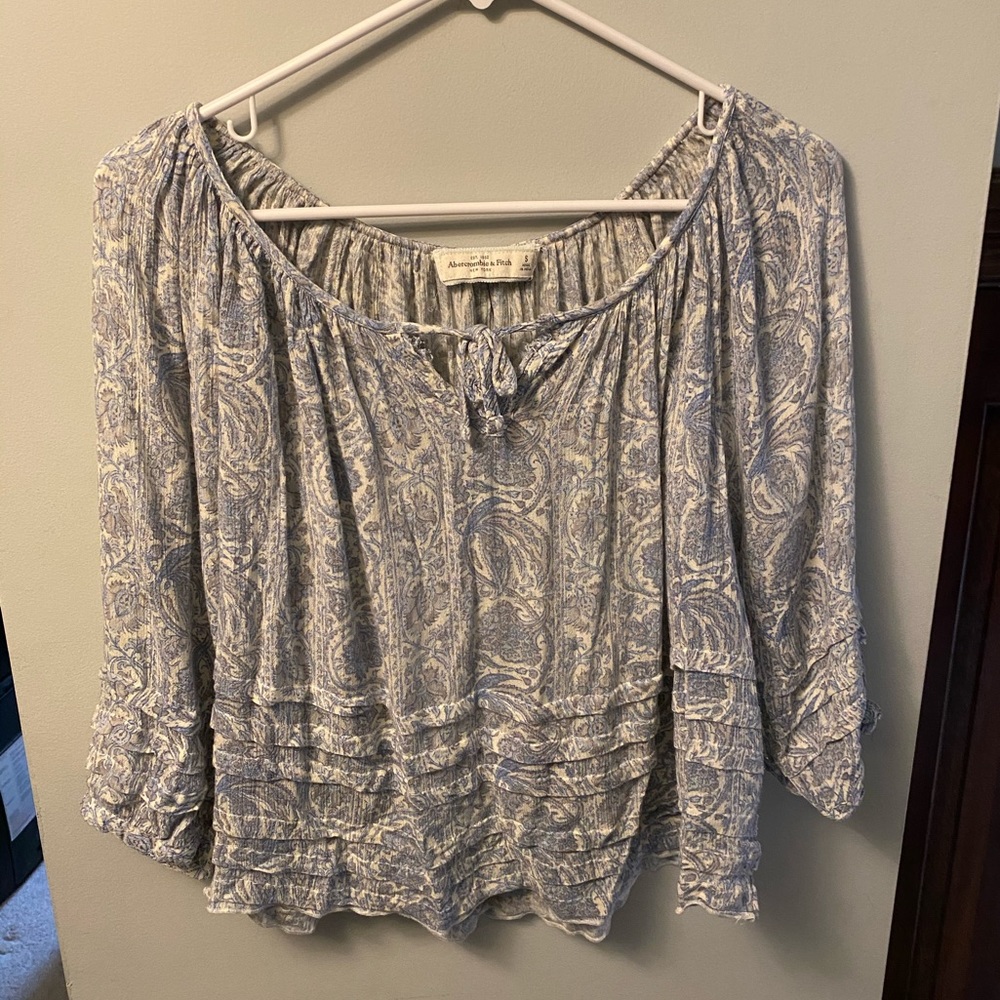 Abercombie & Fitch Blouse